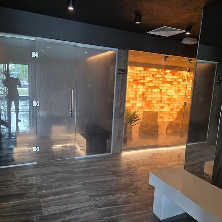 Apartamenty Kasprowicza 20A Klimatyzacja Basen Fintess Sauny Parking Bawialnia Zmywarkataras Wysoki Standard W Pelni Wyposazony Kołobrzeg Extérieur photo
